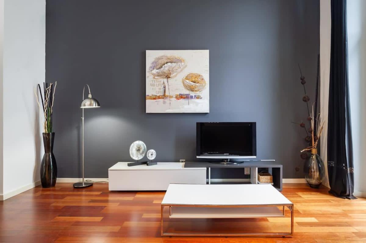 Apartment Placa Catalunya Incredible 3bedroom Duplex With Balcony
