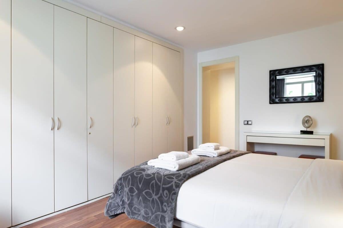 Placa Catalunya Incredible 3bedroom Duplex With Balcony Apartment
